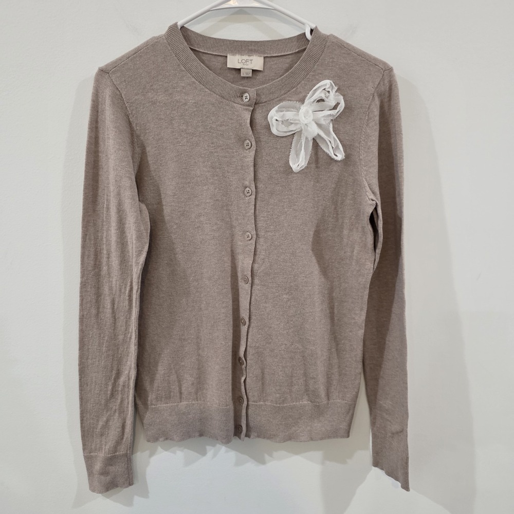 Loft Womens Cardigan Size Small Beige Neutral Parisian Quiet Luxury Old Money 3D